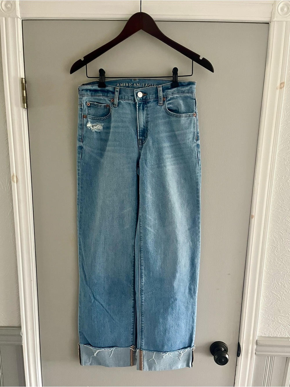 American Eagle Outfitters Light Blue Stovepipe Jeans